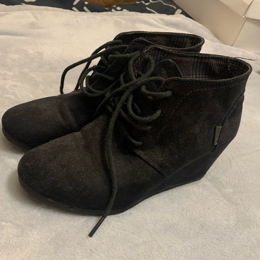 Women’s Black Wedges
